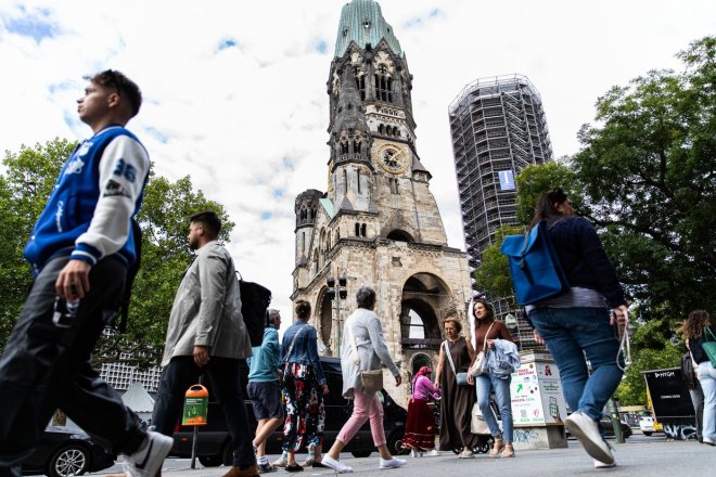 Německá centrální banka v pátek kvůli negativním dopadům konfliktu na Blízkém východě zhoršila výhled německé ekonomiky na letošní i příští rok.