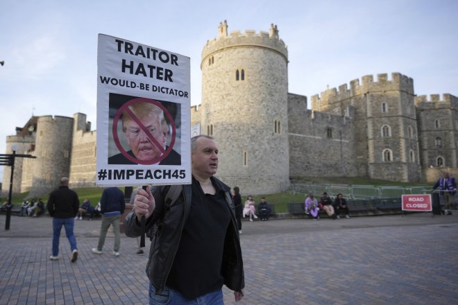 Trump u krále Karla III.: Velkolepé přijetí kalí protesty