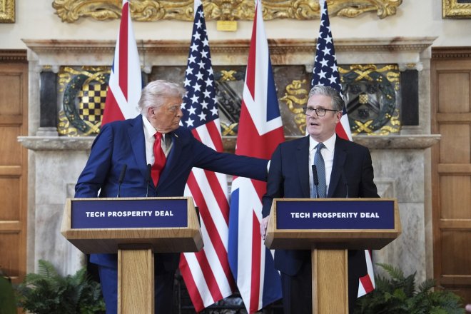 Americký prezident Donald Trump připustil, že ho ruský prezident Vladimir Putin zklamal