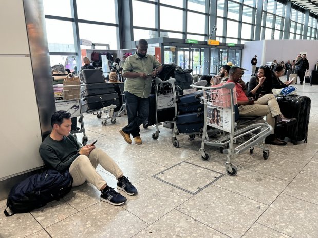 Bruselské letiště kvůli kybernetickému útoku zrušilo polovinu nedělních odletů