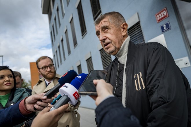 Babiš ladí koalici s SPD a Motoristy. Smlouvu chce mít do listopadu