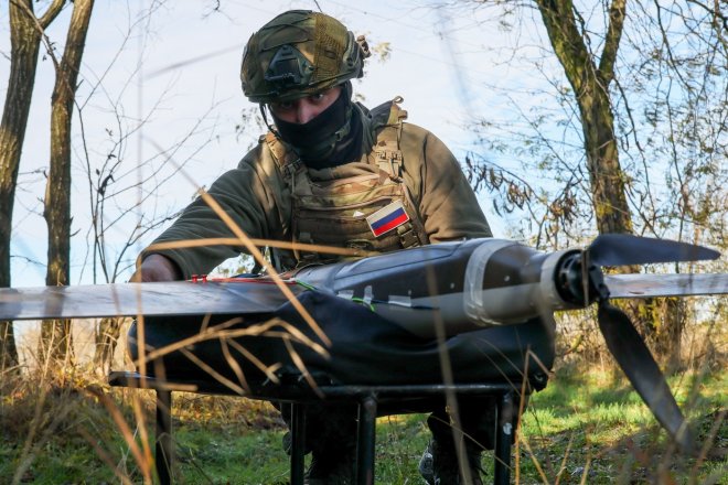 Ruský voják s dronem