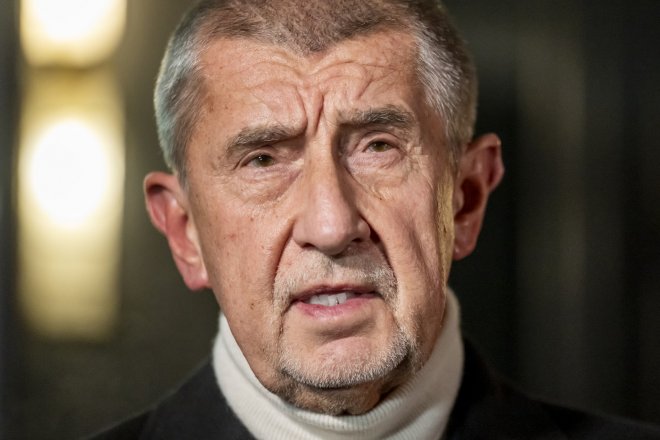 Kdo nahradí Orbána v roli bruselského potížisty? Politico ukazuje na Fica i Babiše