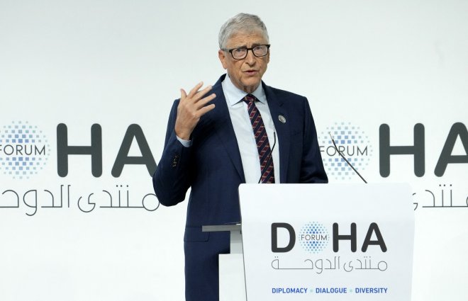Bill Gates na konferenci v Quataru