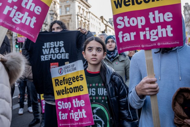 Populistické recepty nefungují. Osekání imigrace na minimum by ekonomiku poškodilo