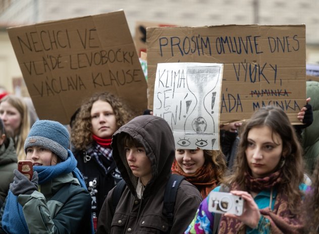 Karel Pučelík: Mladí lidé pomalu mění politiku. Na pozoru se musí mít krajní pravice i tradiční strany