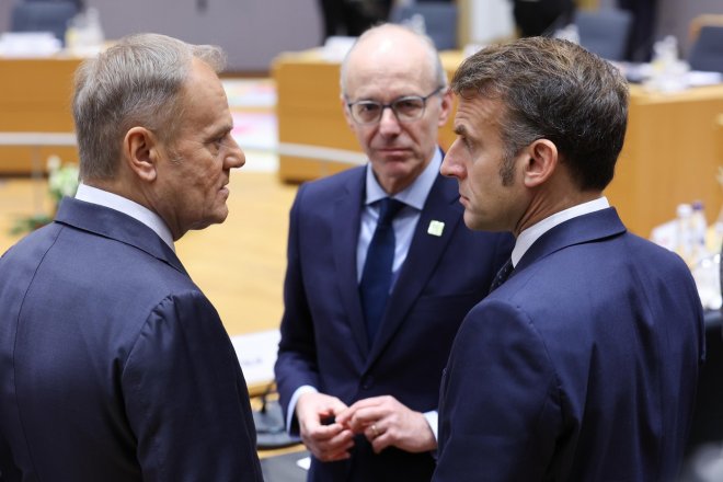 Donald Tusk a Emmanuel Macron