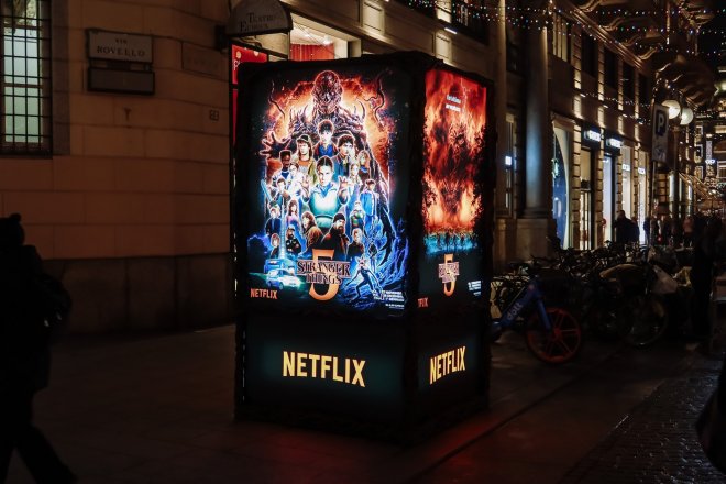 Netflix roste, investorům to nestačí. Akcie dál padají