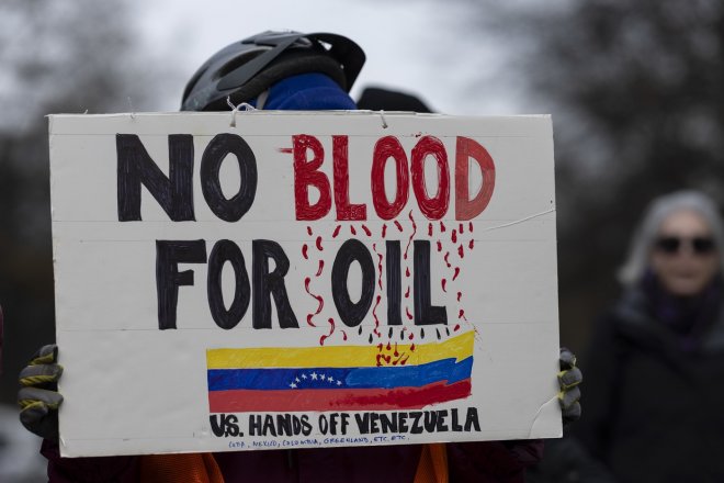 Trump sahá po venezuelské ropě. Slibuje prospěch všem