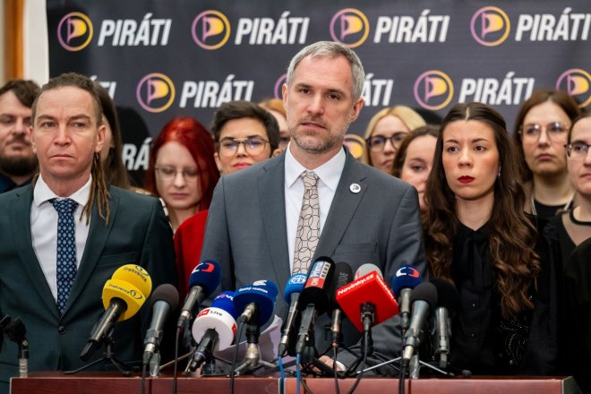 Piráti