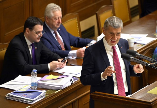 Babišova vláda ustála další pokus o svržení. Opozici chybělo 18 hlasů