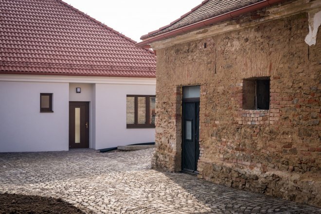 Římskokatolická farnost v Myslibořících na Třebíčsku dokončila sociální byty