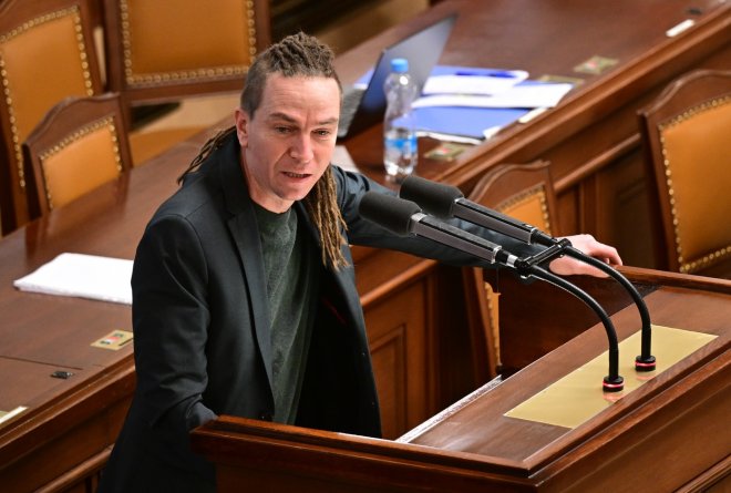 Ivan Bartoš