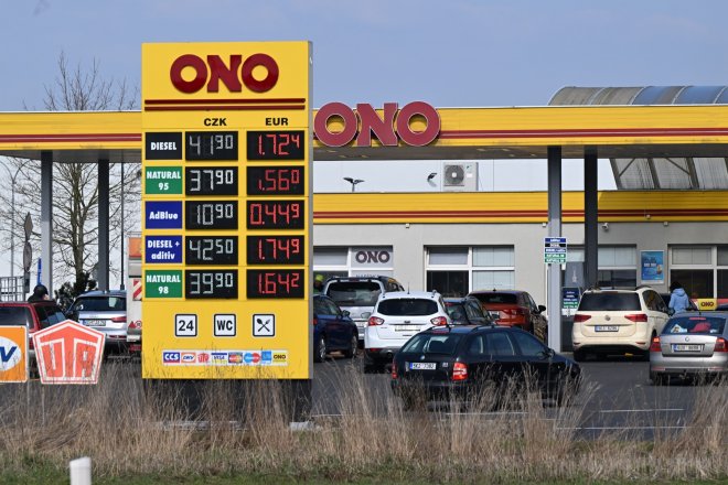 Ceny pohonných hmot výrazně rostou
