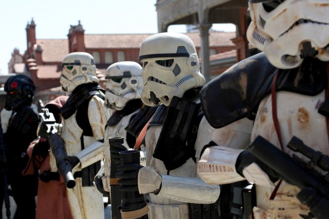 Filmový průmysl akcionářům nabízí několik příležitostí