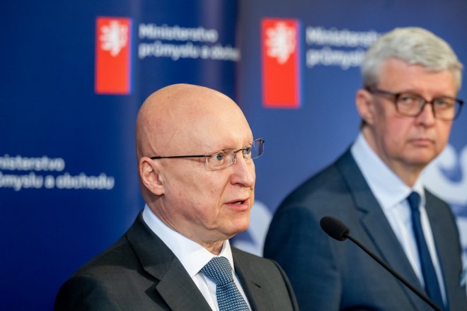 Miliardy z ČEZ míří na účty akcionářů. Stát dostane skoro 16 miliard
