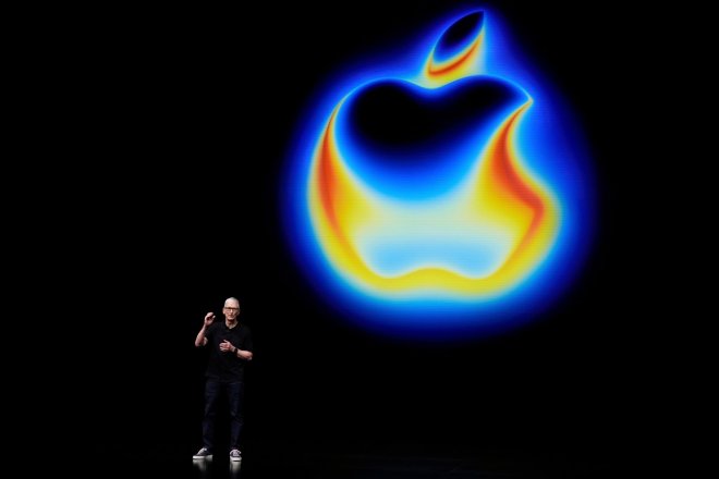 Apple poprvé odkryl česká čísla. Zisk 785 milionů, daň 173 milionů