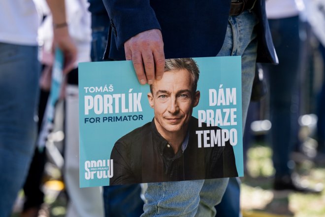 David Ondráčka: Manuál opozičního zastupitele. Ptej se, prohrávej a vydrž