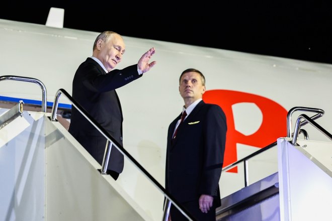Drony ochromují ruské rafinerie. Kreml sahá k dalšímu zákazu