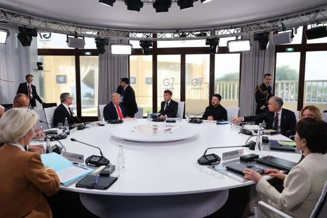 G7