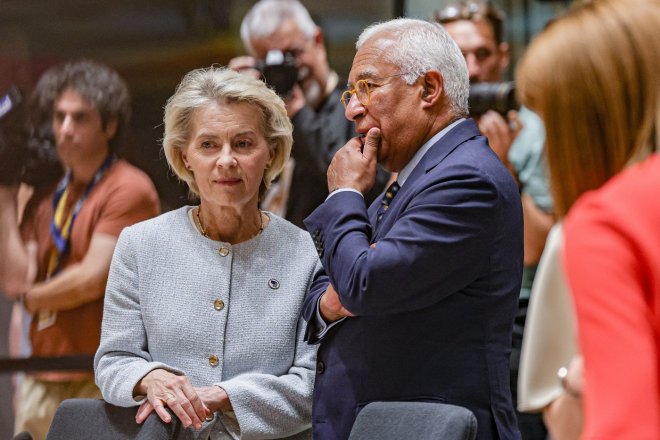 Konec půlročních dohadů. EU prodloužila protiruské sankce rovnou na rok
