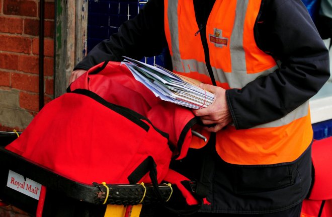Křetínského Royal Mail zruší 2500 pracovních míst