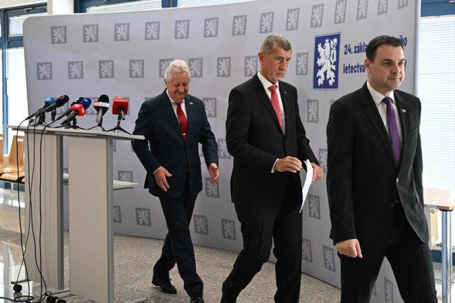 Jaromír Zůna, Andrej Babiš, Petr Macinka