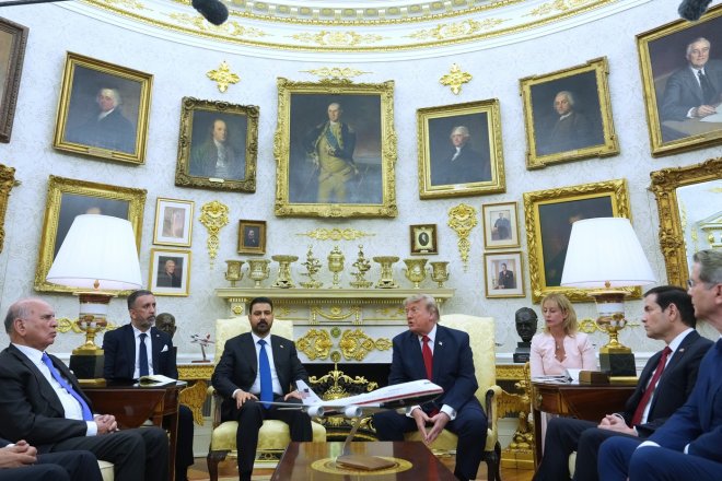Trump ustoupil od poplatku za Hormuz. Nahradit ho mají investice ze Zálivu