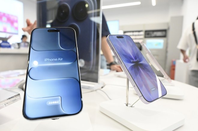Apple chystá nové generace iPhonů, Air Podů a Apple Watch