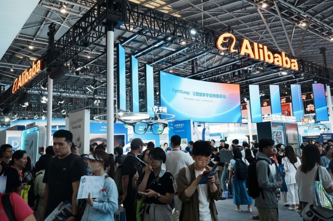 Rekord v Hongkongu. Alibaba prodala akcie za 211 miliard