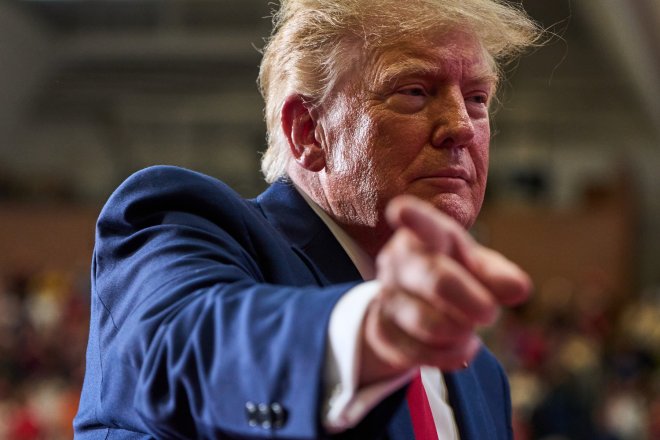 „Buď se s nimi dohodnu, nebo je dorazím.“ Trump postavil Írán před další ultimátum