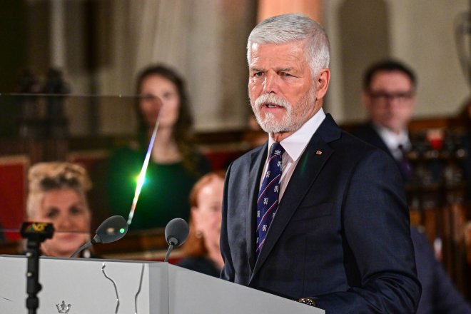 Karel Pučelík: Mysleme na klima a uskromněme se, vyzývá prezident. Ze soukromého tryskáče
