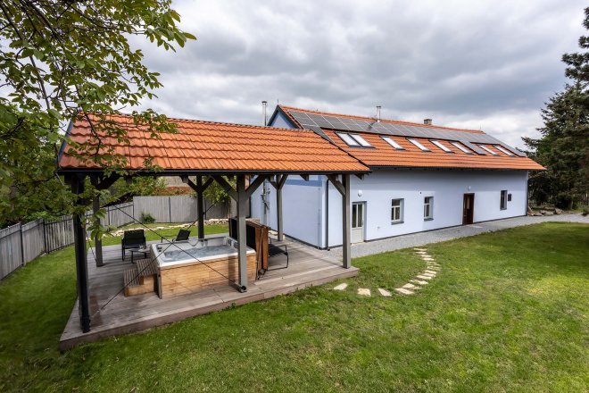 Rekonstrukce staročeské chalupy v Chlumu