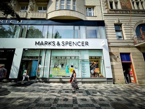 Obchod Marks & Spencer na Václavském náměstí v Praze