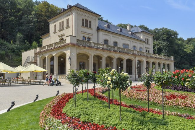 Dostavba Šlechtovy restaurace se táhne řadu let