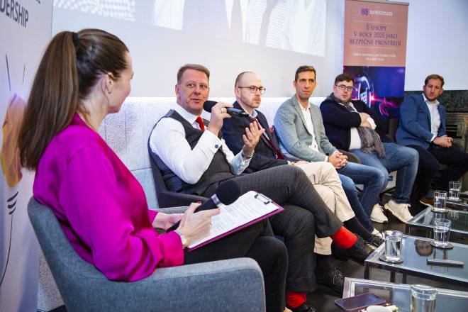 Čínské e-shopy si dělají co chtějí a stát hledá obranu pomalu, míní čeští obchodníci