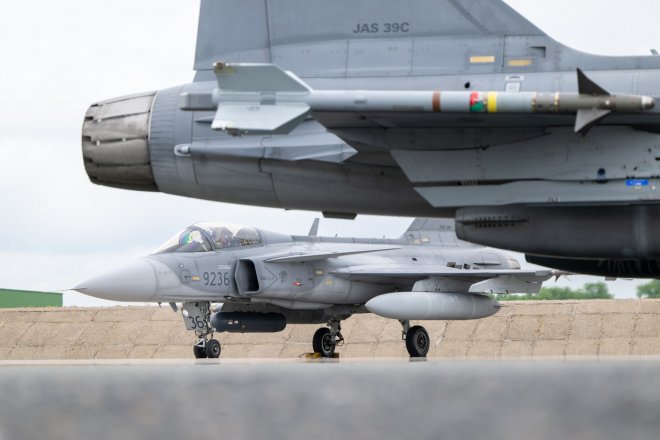 Ukrajina plánuje nákup až 150 švédských gripenů