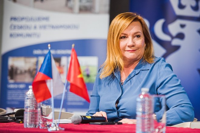 Alena Schillerová