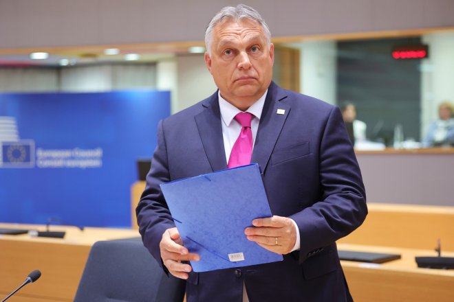 Maďarský premiér Viktor Orbán ustoupil Bruselu. Spustí soudní reformu výměnou za odblokování dotací