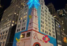 Vánoční Louis Vuiton na Páté Avenue v New Yorku