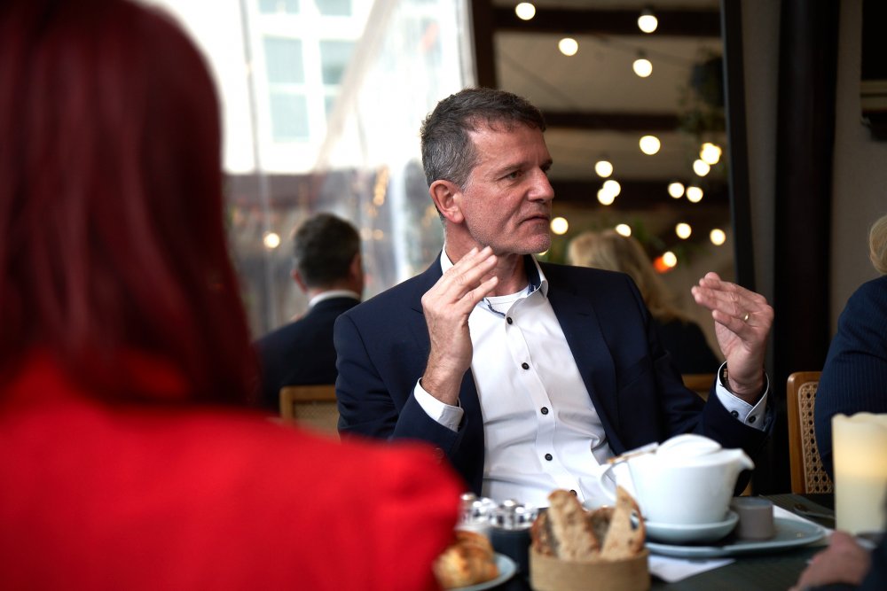 Kamil Jeřábek, generální ředitel Wienebergeru, řekl, že sektor stavebních materiálů přímo koreluje s výstavbou.