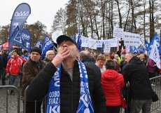 Na protest před Liberty Ostrava se sešly tisíce lidí