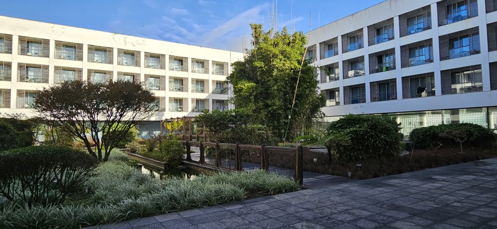 Sao Miguel - Ponta Delgada - Hotel Azoris Royal Garden, který má v nabídce pro Zelený ostrov i cestovní kancelář Čedok.  