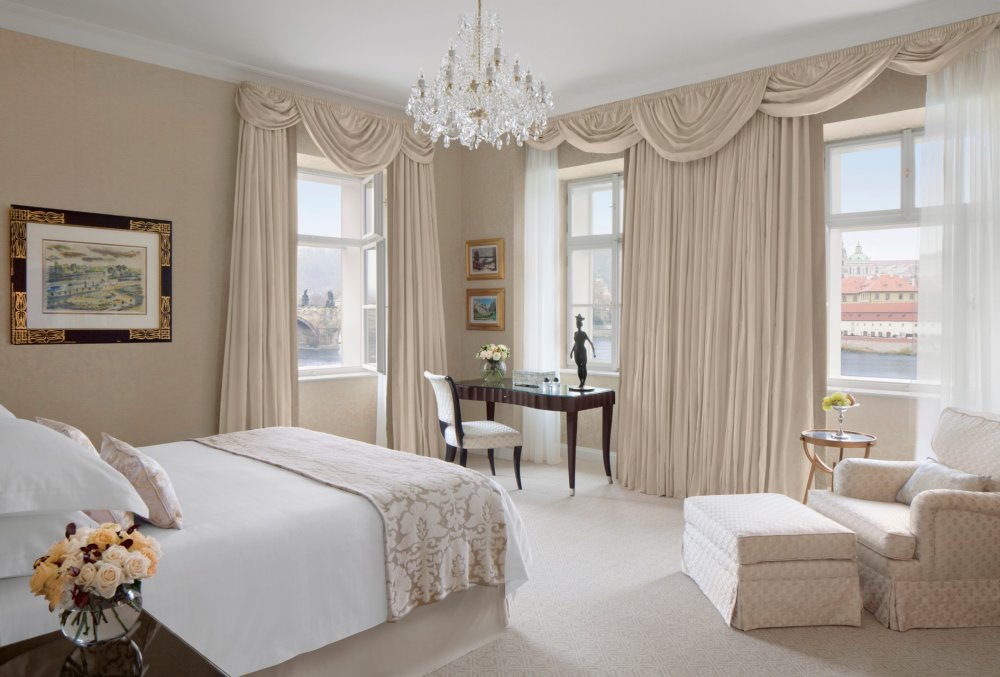 Charles Bridge suite
