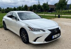 Lexus ES 300h