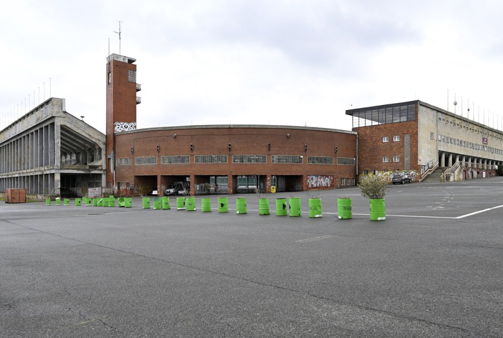 Pohled na dostavěnou část stadionu