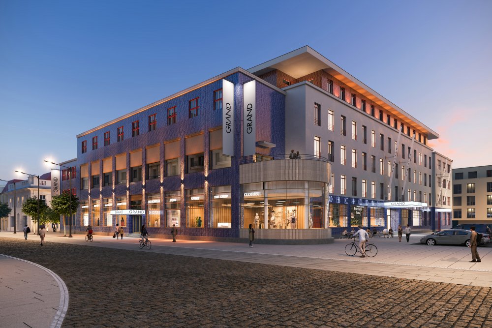 Modré kachlové obložení architekti zachovávají. (Památkově chráněný Grand má na fasádě modrý obklad. Původně byl hotelem, později sídlem okresního úřadu a díky kavárně, restauraci či vinárně byl také centrem společenského dění. (na snímku vizualizace)