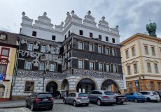 Dům U Černého orla je ukázkou renesanční architektury.