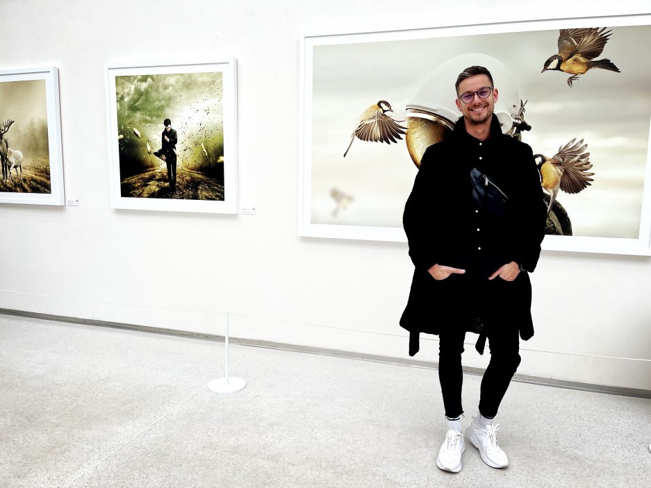 V současnosti jeho fotografie stojí tisíce euro.