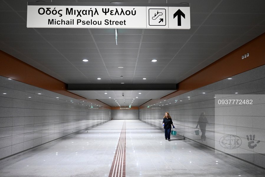 Metro, které má kapacitu přepravit až 250.000 lidí denně, by mělo výrazně odlehčit provozu v Soluni, která se lidnatostí podobá Brnu. Počítá se s tím, že současná trať bude v budoucnosti prodloužena.